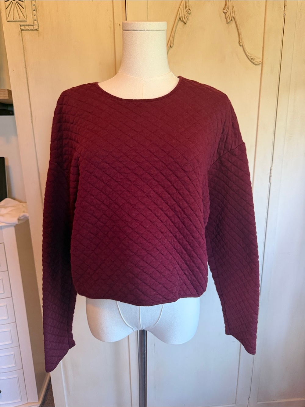 Banana Republic Quilted Wine Red Pullover Sweatshirt